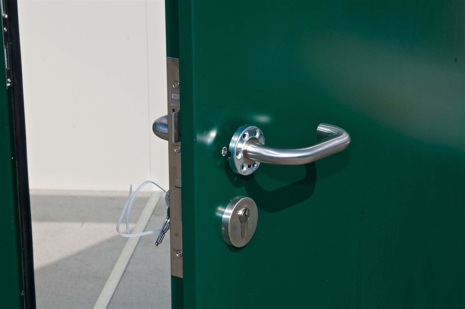 3.3m x 2.3m flat pack office