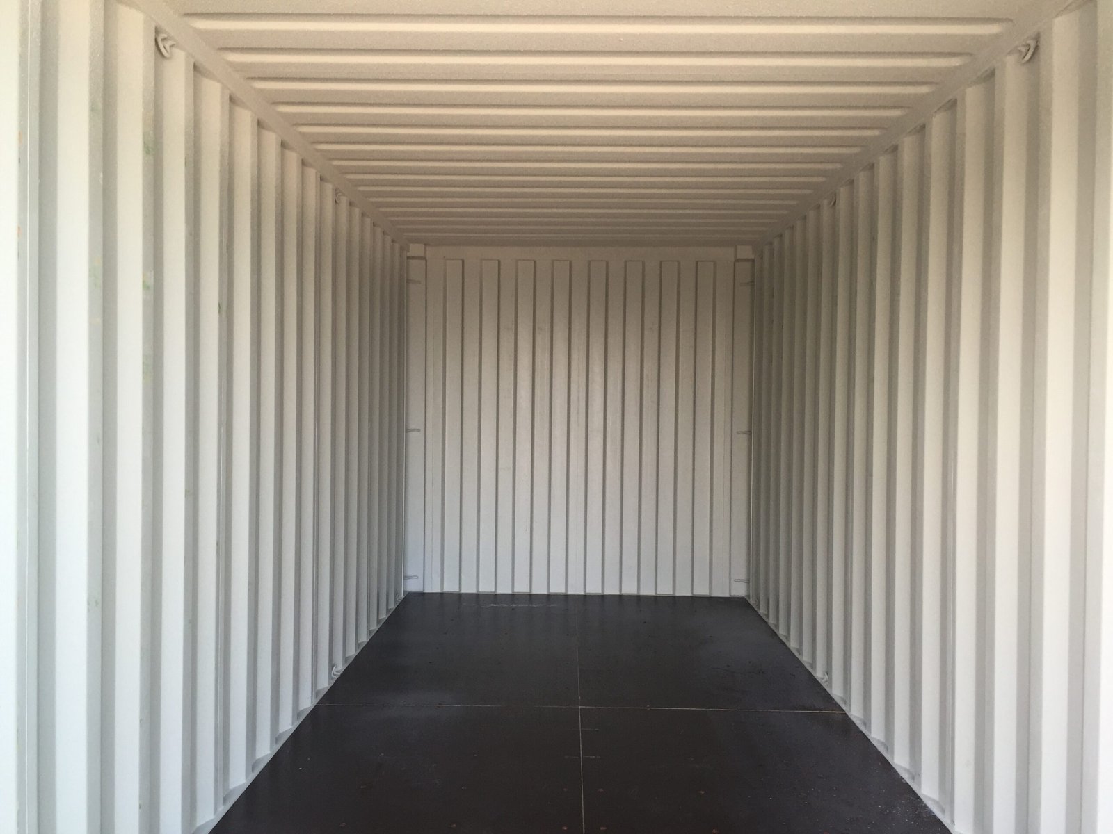 20ft shipping container (one trip) – green